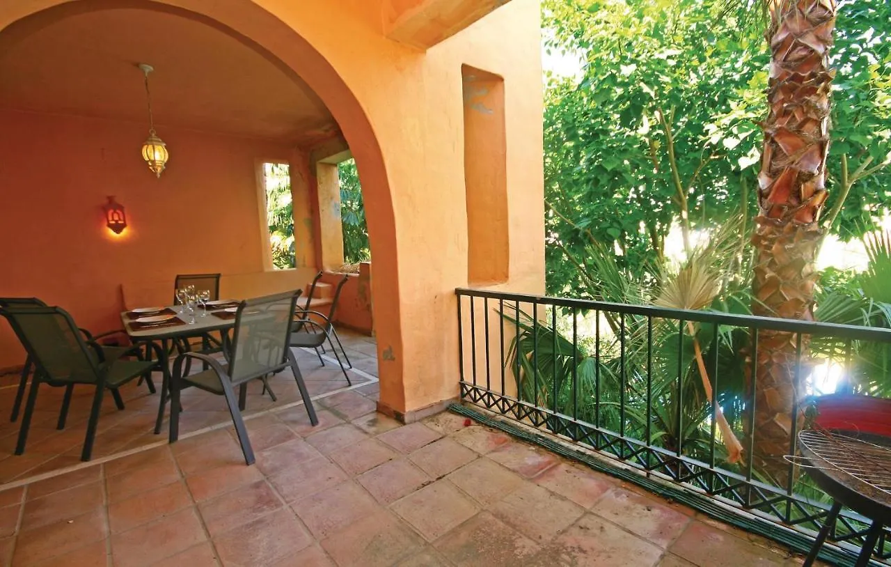 Beautiful Apartment In Estepona With 3 Bedrooms, Outdoor Swimming Pool And Swimming Pool