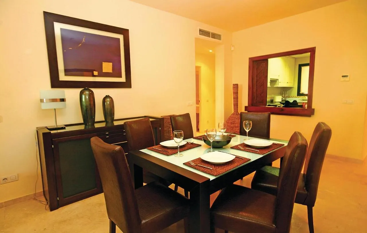 Beautiful Apartment In Estepona With 3 Bedrooms, Outdoor Swimming Pool And Swimming Pool Spain